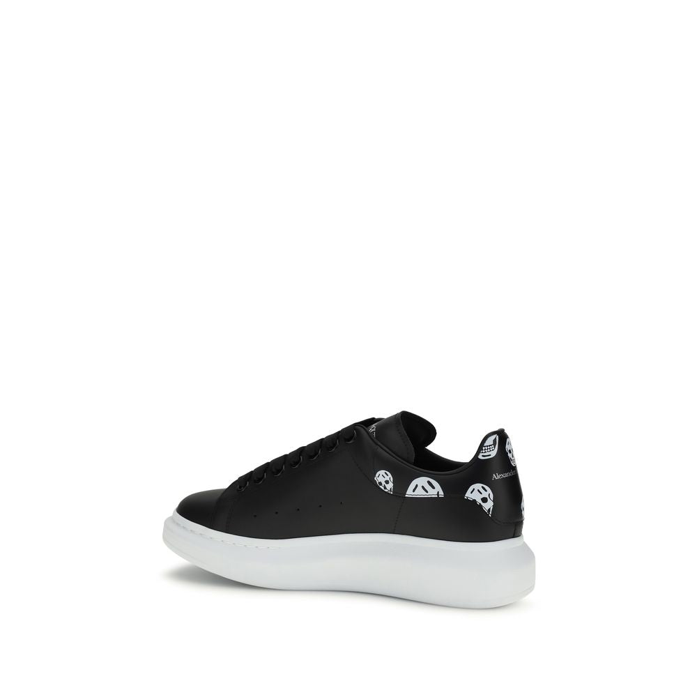Alexander McQueen Δερμάτινα Sneakers με Νεκροκεφαλή σε Μαύρο