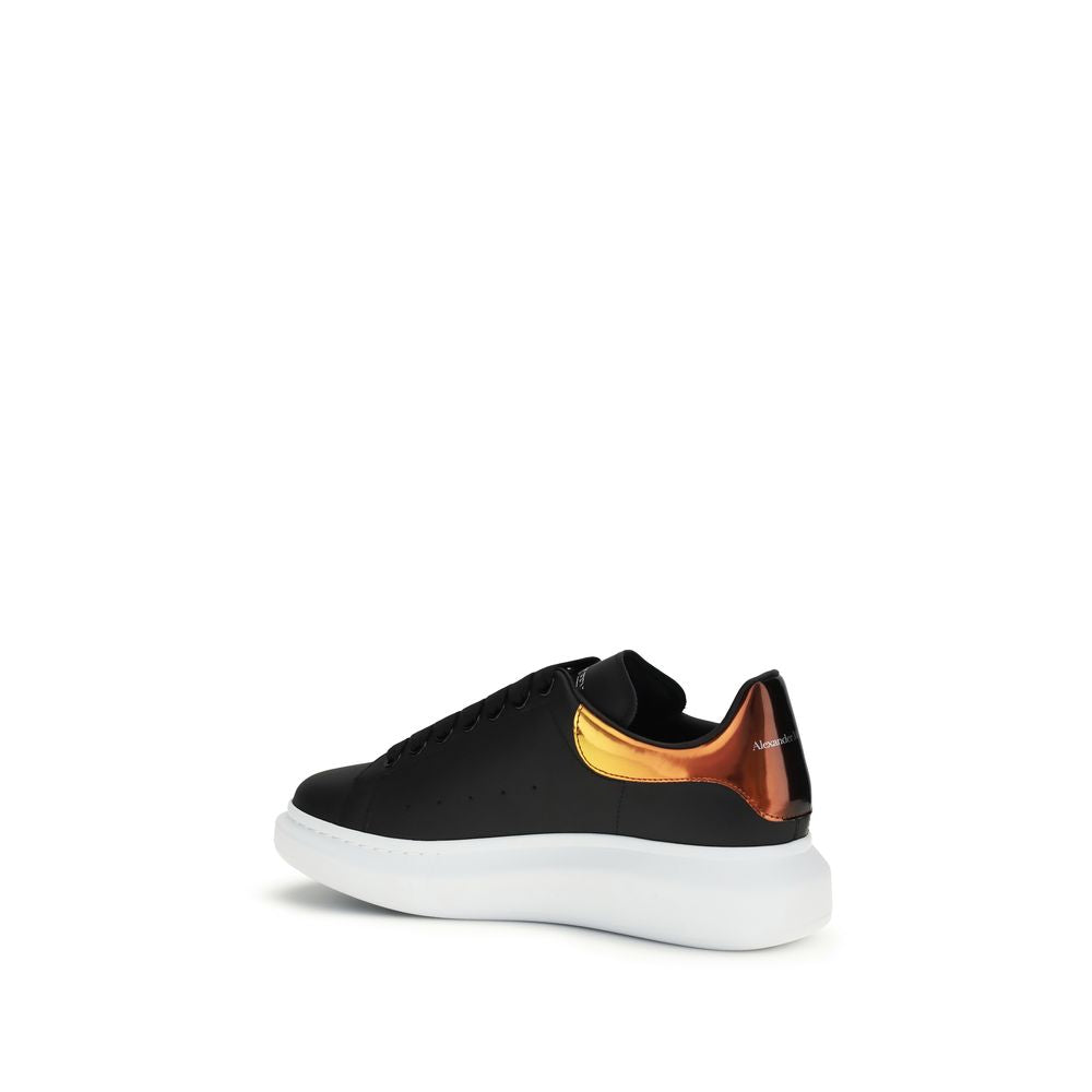 Alexander McQueen Sneakers από δέρμα μοσχαριού με πλατφόρμα σε Μαύρο