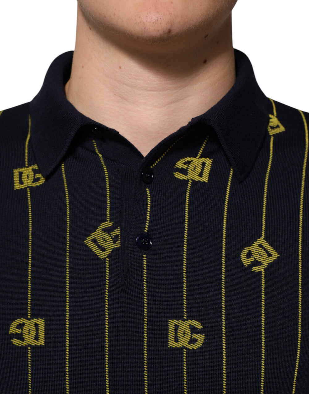Dolce & Gabbana Virgin Wool Polo Shirt in Black