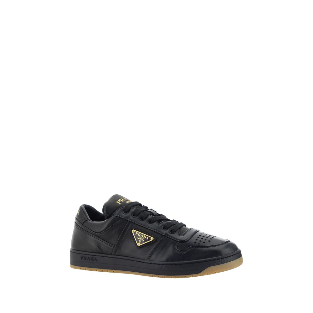 Prada Δερμάτινα Sneakers από δέρμα αρνιού σε Μαύρο