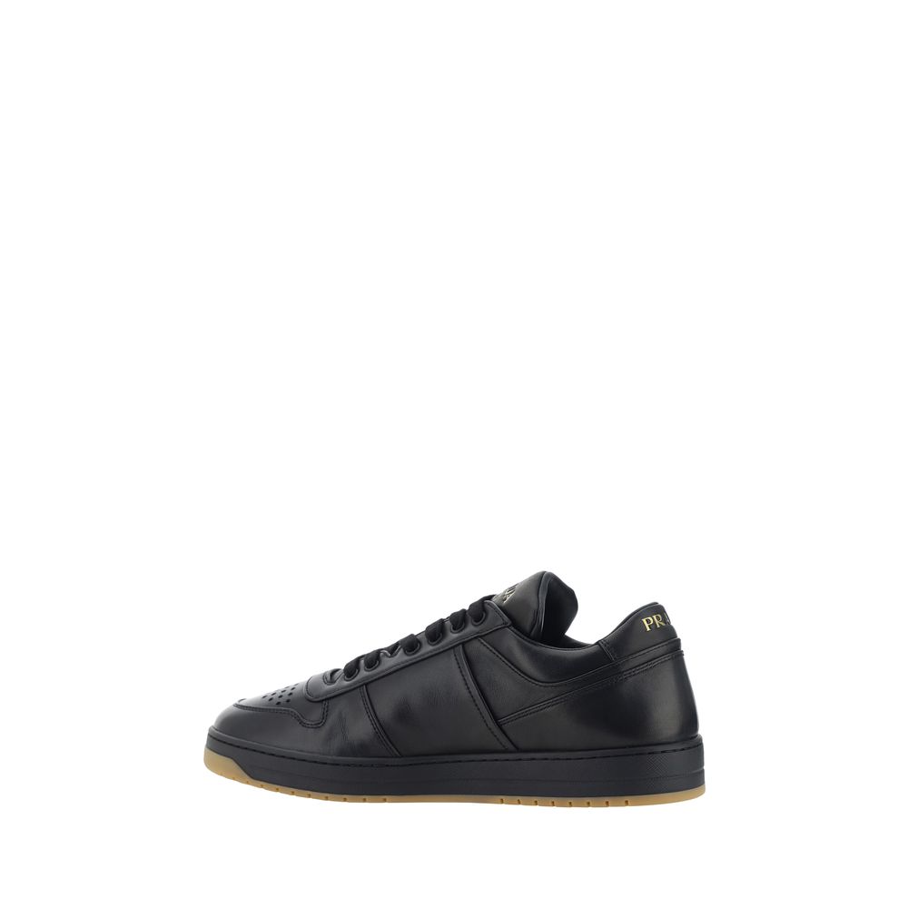 Prada Δερμάτινα Sneakers από δέρμα αρνιού σε Μαύρο