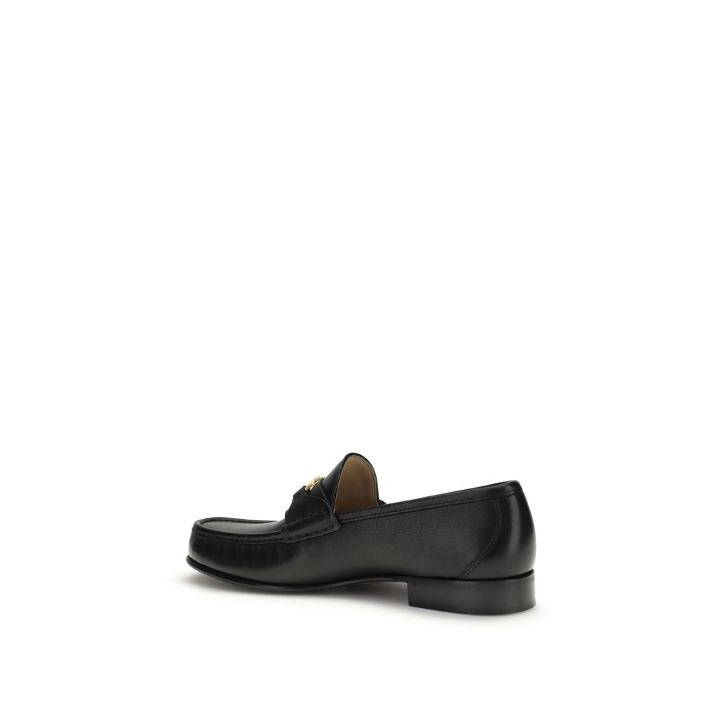 Valentino Garavani Slip-On Loafers από δέρμα μοσχαριού Bos Taurus σε Μαύρο