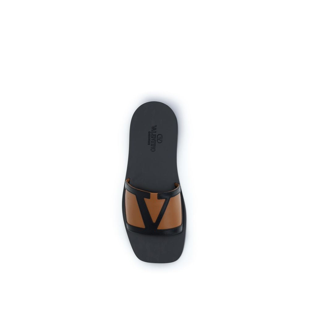 Valentino Garavani Calf Leather Slide Sandals in Black