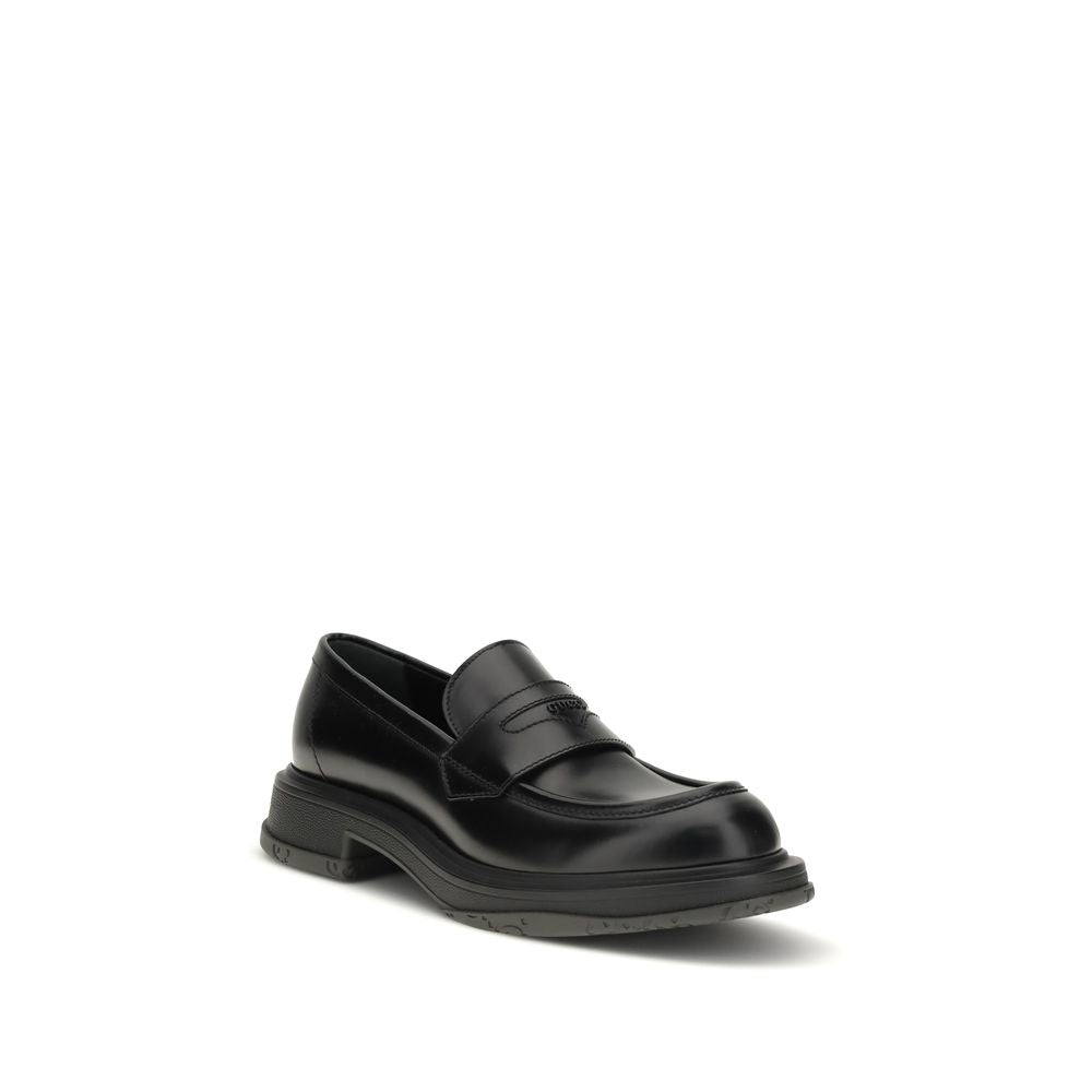 Gucci Calf Leather Slip-On Loafers in Black