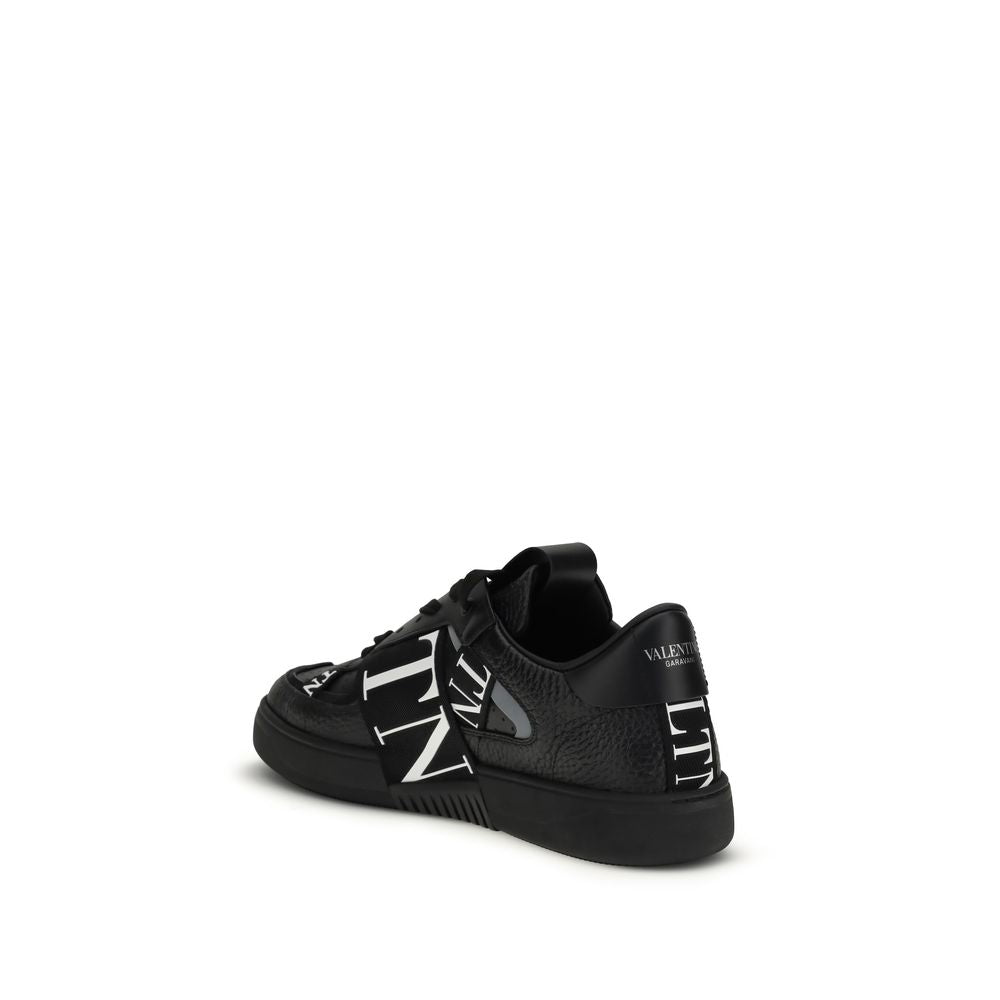 Valentino Garavani Bos Taurus Calf Leather Low-Top Sneakers in Black