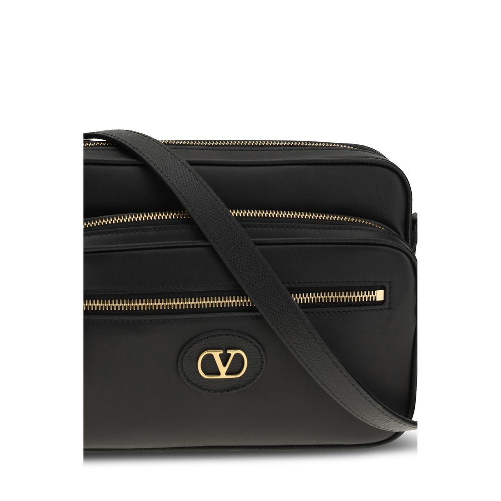 Valentino Garavani Antibes Shoulder Bag από δέρμα μοσχαριού σε Μαύρο