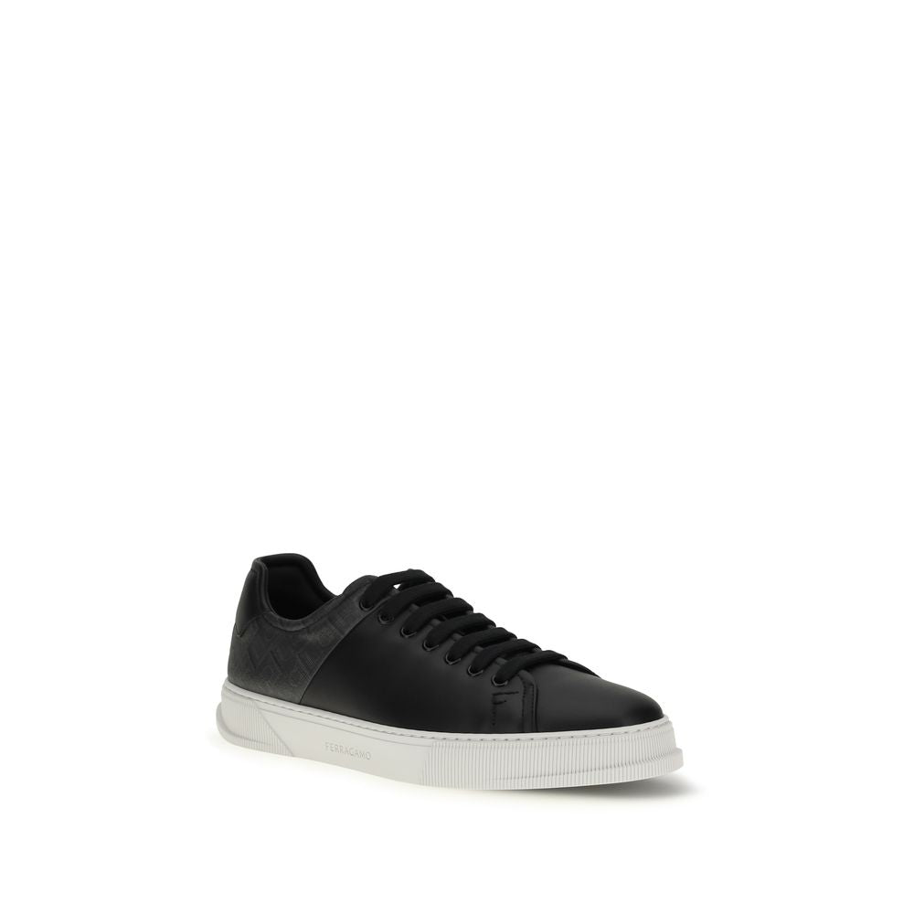 Ferragamo Δερμάτινα Low-Top Sneakers σε Μαύρο