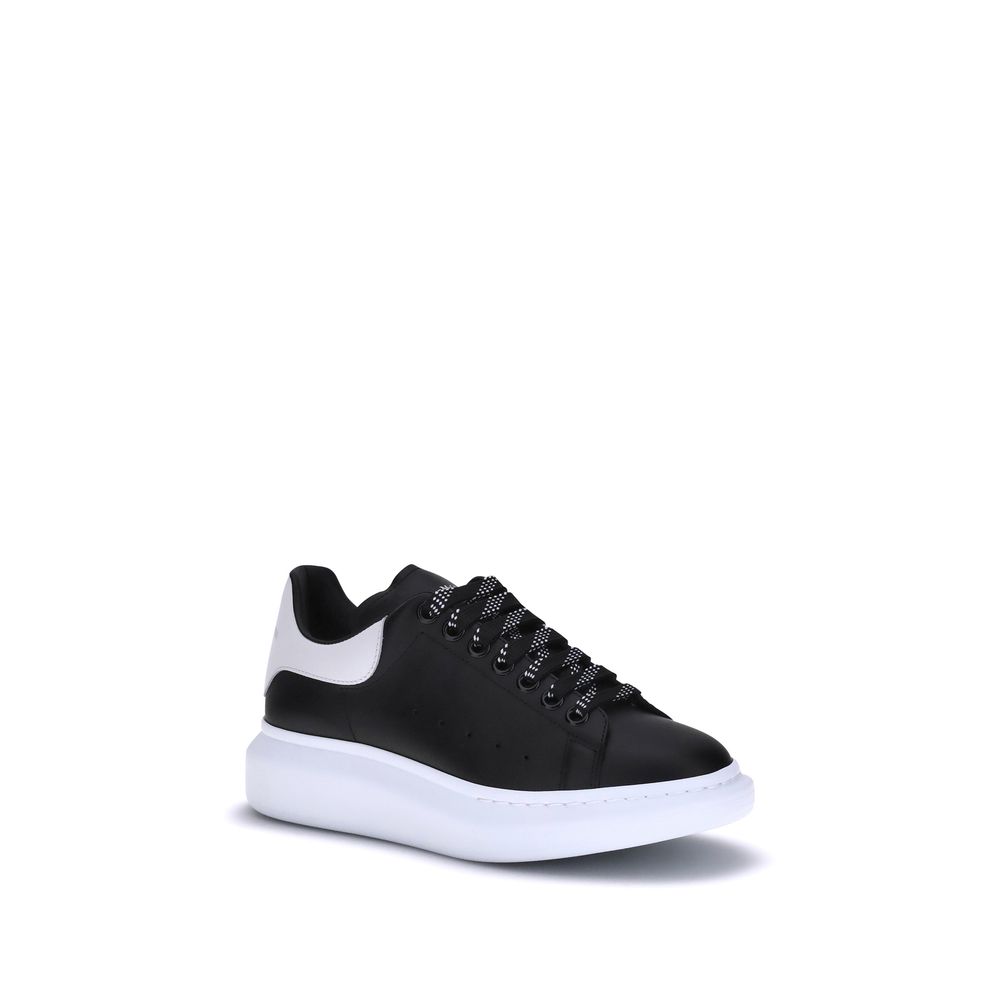Alexander McQueen Sneakers από Δέρμα Μοσχαριού με Πλατφόρμα σε Μαύρο