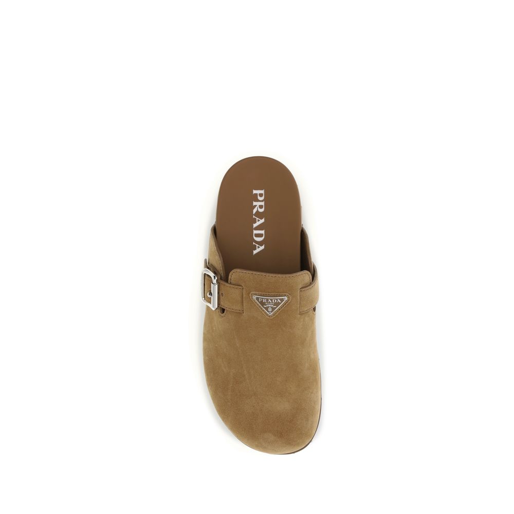 Prada Mules από δέρμα μοσχαριού σε Μπεζ