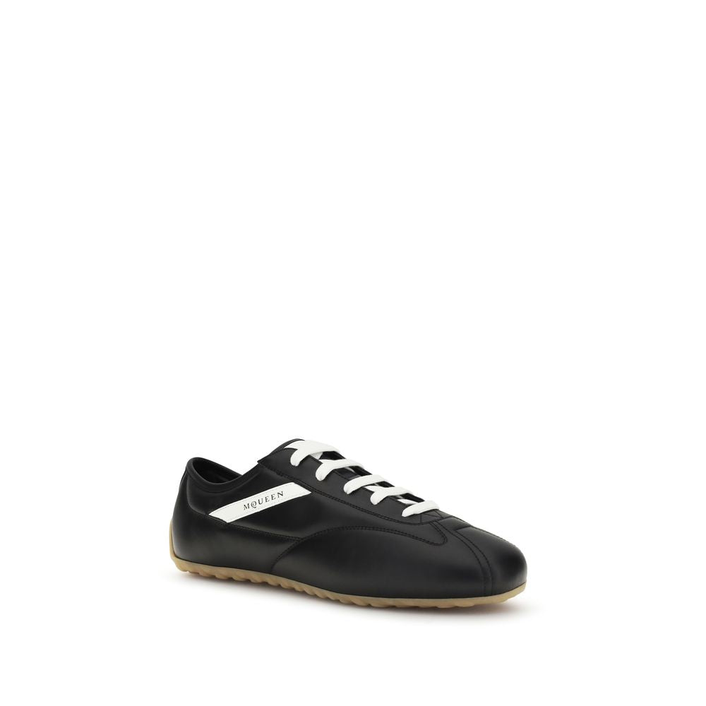 Alexander McQueen Δερμάτινα Low Top Sneakers σε Μαύρο