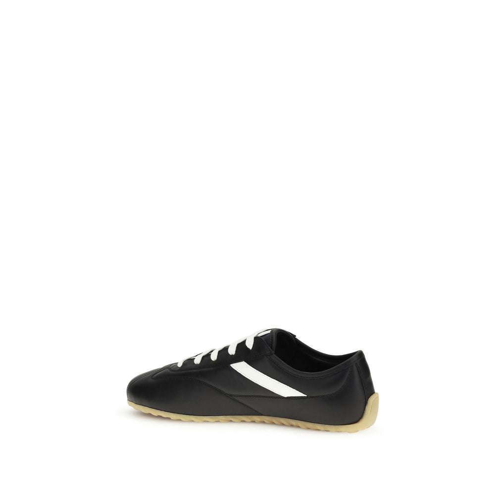 Alexander McQueen Δερμάτινα Low Top Sneakers σε Μαύρο