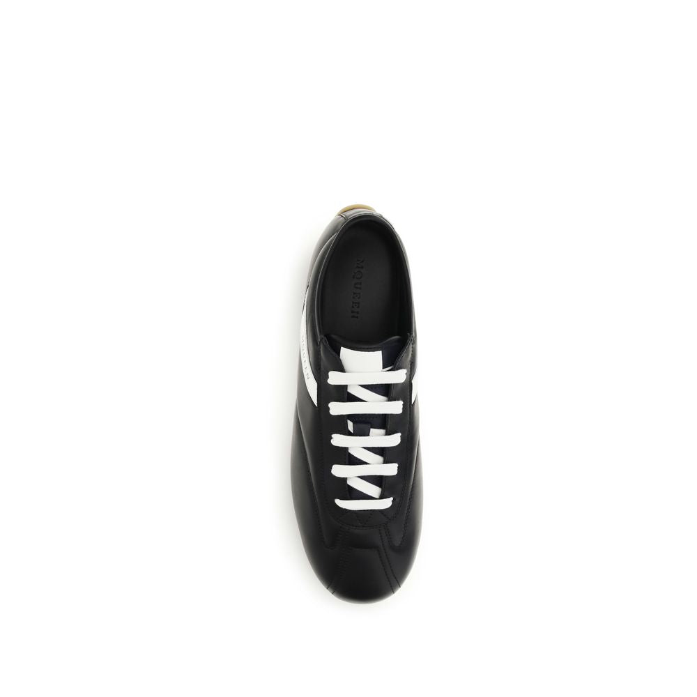 Alexander McQueen Δερμάτινα Low Top Sneakers σε Μαύρο
