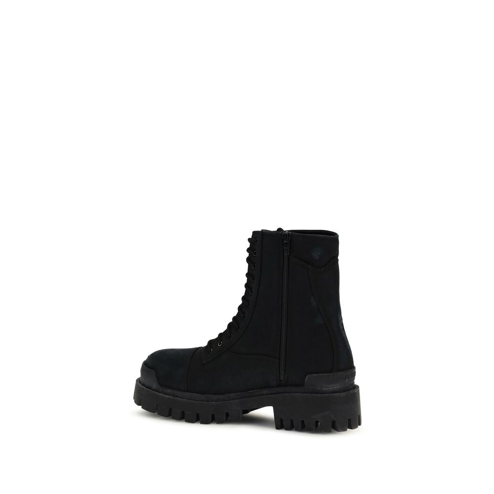 Balenciaga Calf Leather Lace-Up Boots in Black