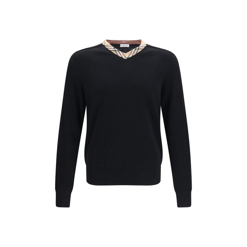 Burberry 100% Merino Wool V-Neck Sweater in Black mens luxury fashion - Mens Edit