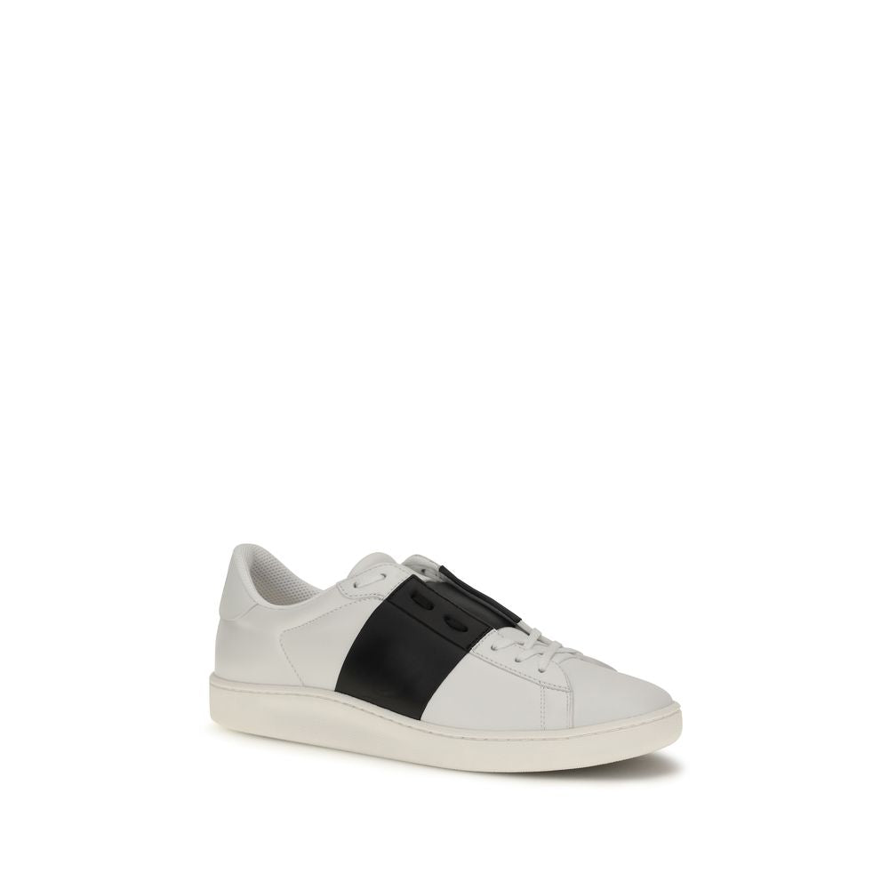 Valentino Garavani Calf Leather Bos Taurus Low Top Sneakers in Black