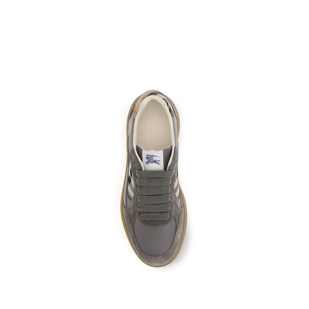 Burberry Δερμάτινα Sneakers σε Γκρι