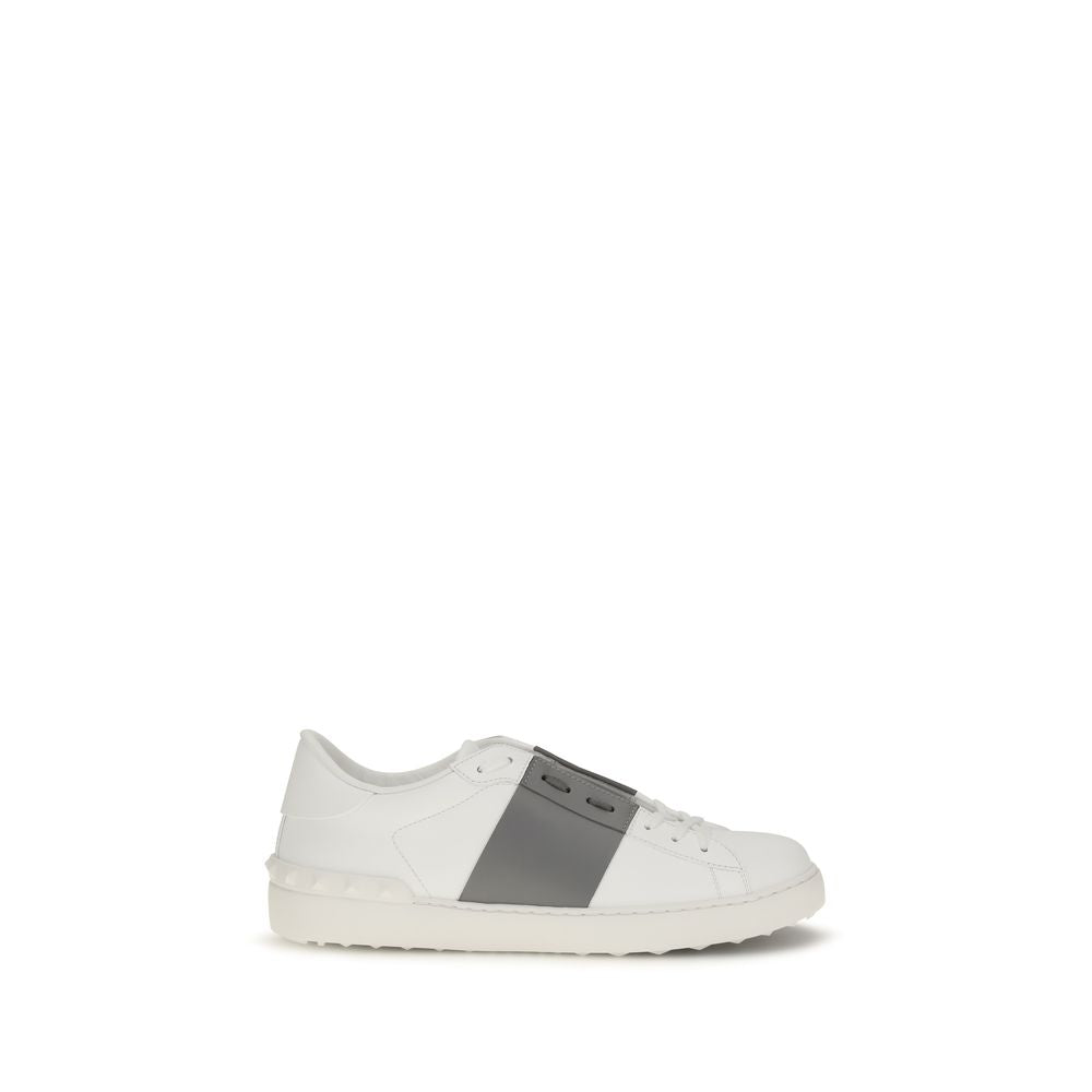 Valentino Garavani Calf Leather Low Top Sneakers in Silver