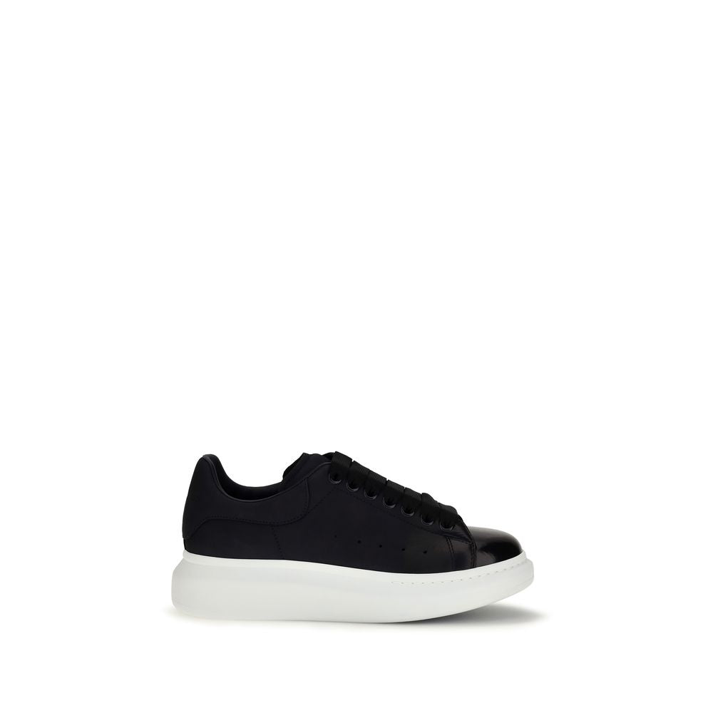 Alexander McQueen Calf Leather Chunky Sneakers in Blue