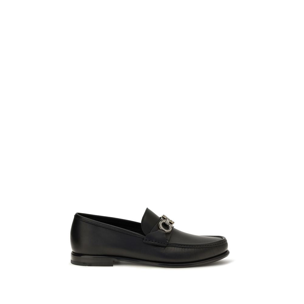 Ferragamo Calf Leather Slip-On Loafers in Black