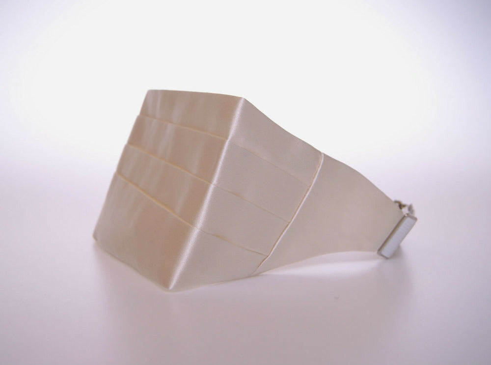 Dolce & Gabbana 100% Silk Cummerbund in White