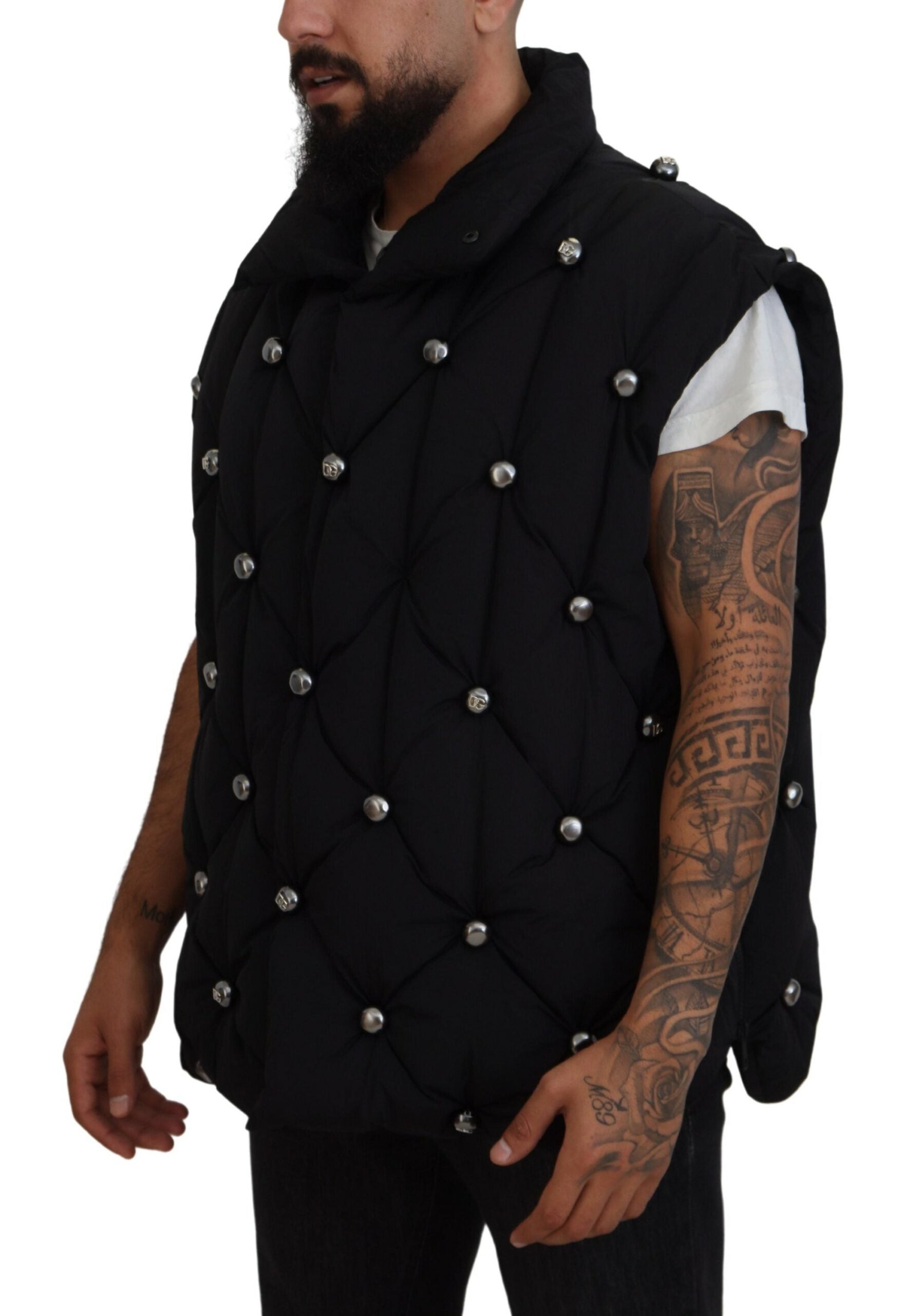 Dolce & Gabbana Αμάνικο Jacket με Μεταλλικές Λεπτομέρειες DG σε Μαύρο