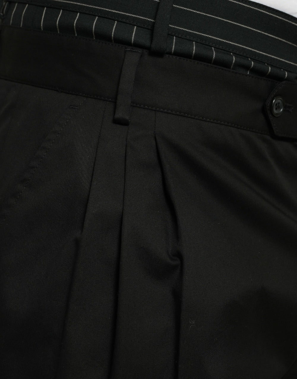 Dolce & Gabbana Cotton Cargo Shorts in Black
