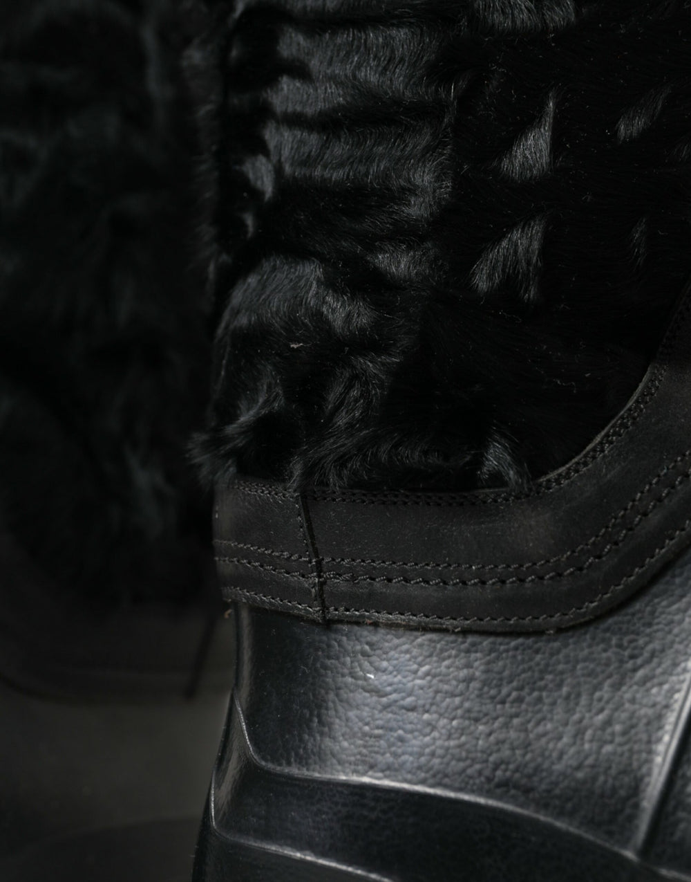 Dolce & Gabbana Shearling Mid-Calf Boots in Black