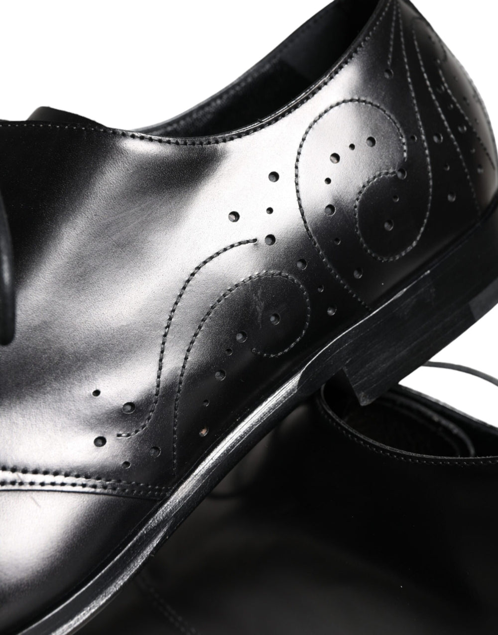 Dolce & Gabbana Calfskin Leather Derby Shoes in Black
