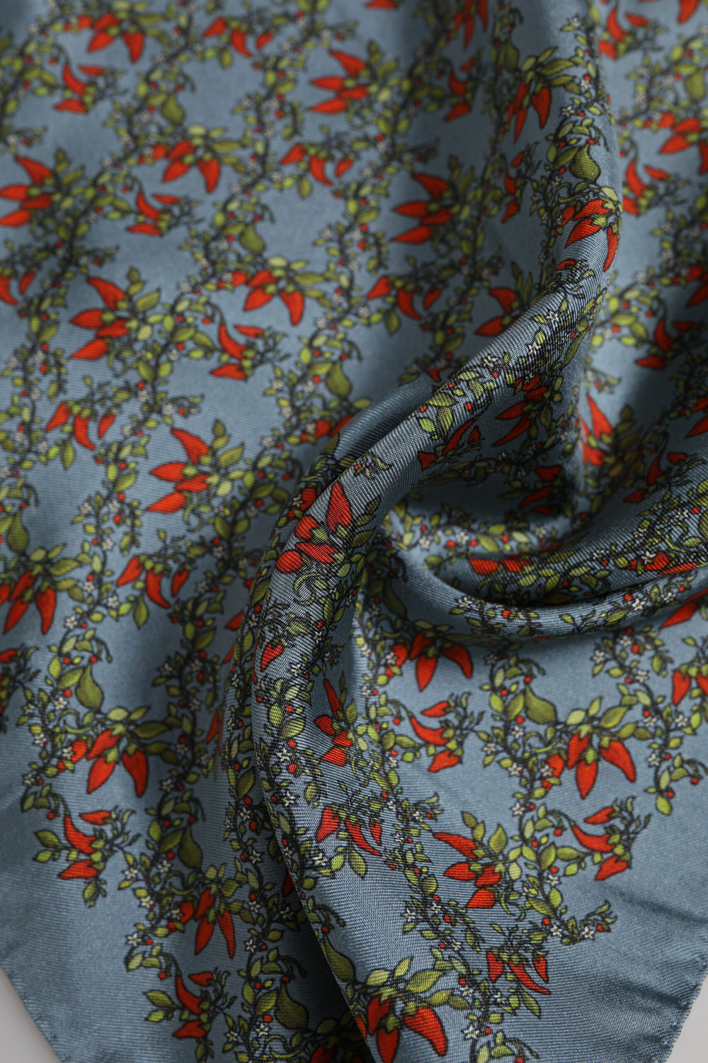 Dolce & Gabbana 100% Silk Pocket Square in Grey