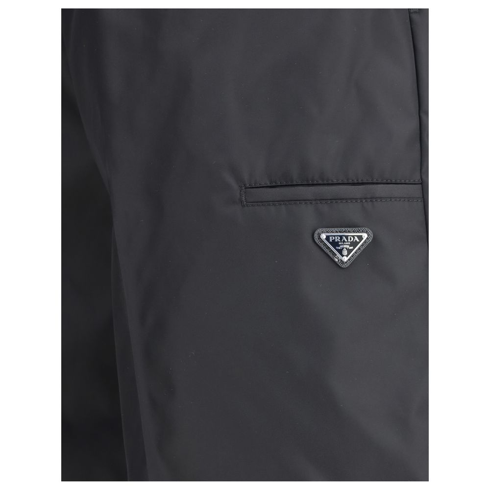 Prada Bermuda Shorts από Ανακυκλωμένο Πολυαμίδιο σε Μαύρο