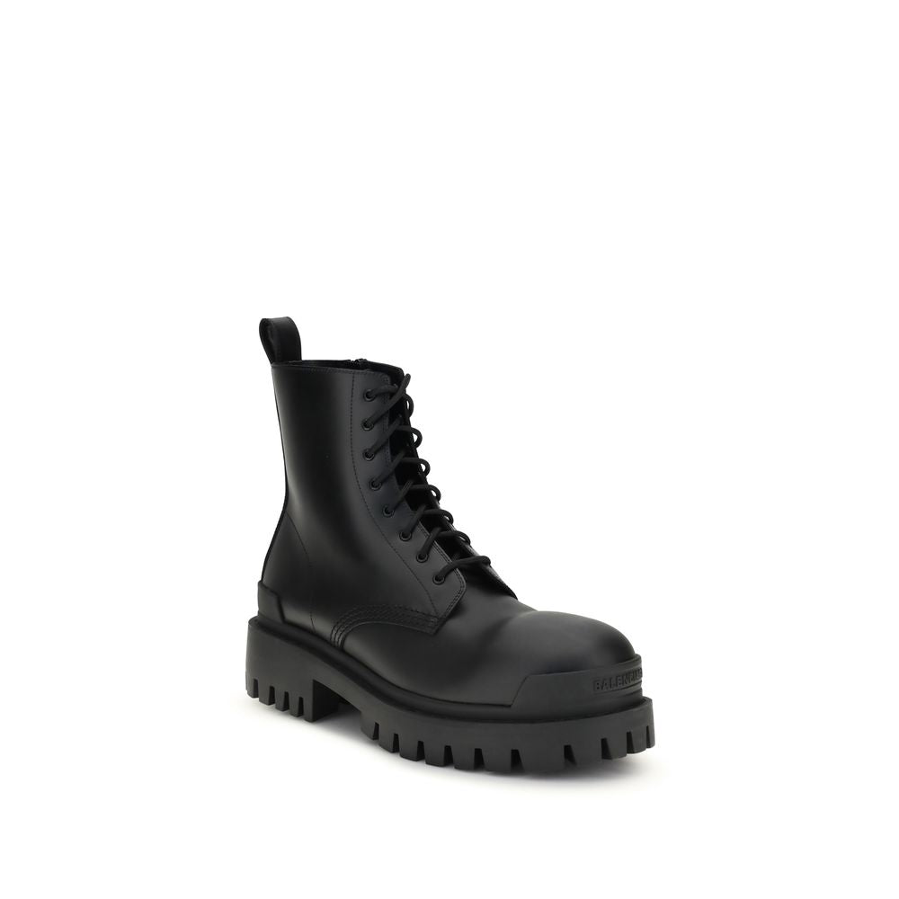Balenciaga Calf Leather Lace-Up Boots in Black