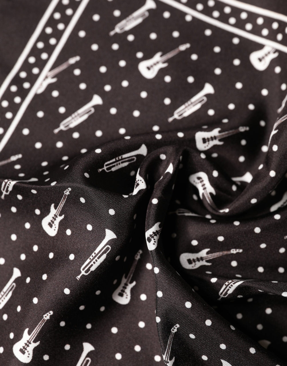 Dolce & Gabbana Silk Pocket Handkerchief in Black