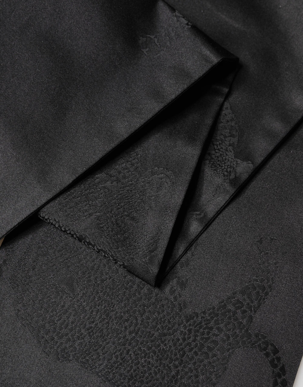 Dolce & Gabbana Silk Fringed Neck Scarf in Black